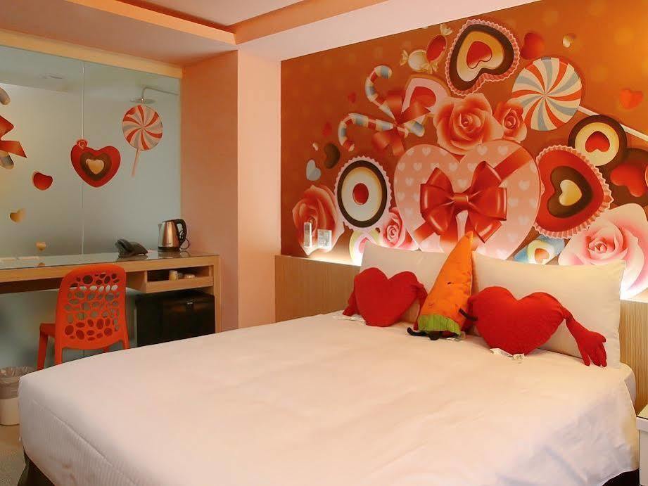 Morwing Hotel Fuzhong Taipei Exterior photo